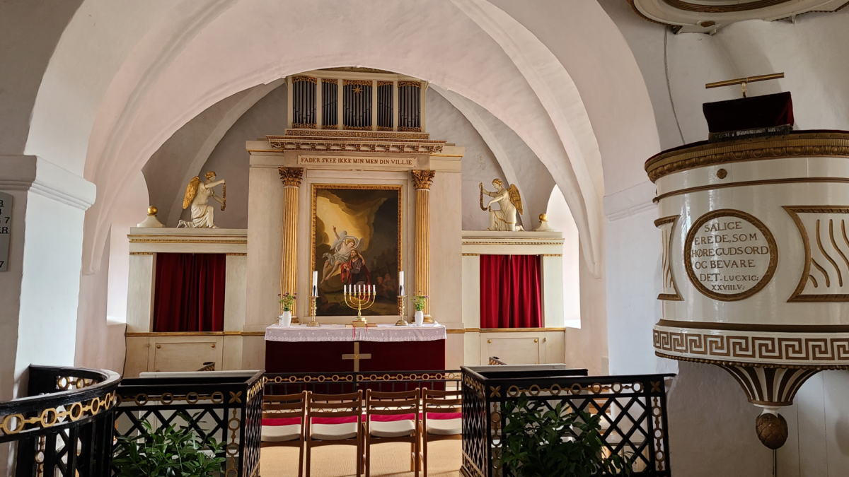 Interior of Dreslette Kirke